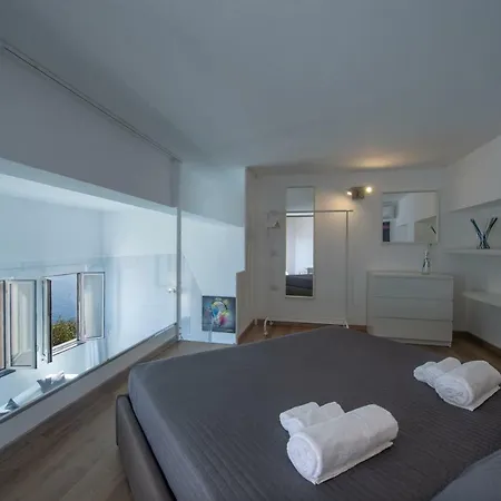 Dolce Tramonto Apartment *